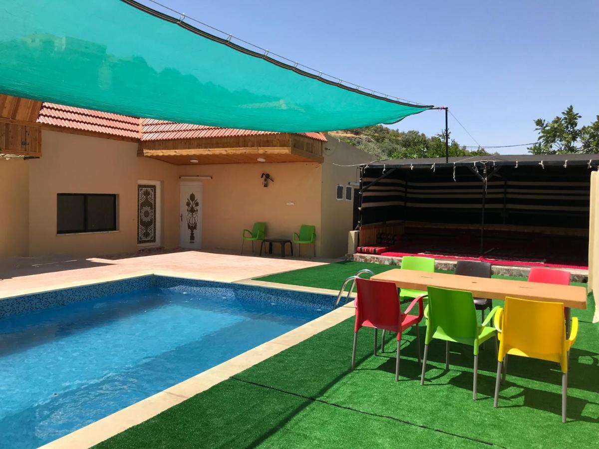 مزرعة سيلا خاصة للعائلات Apartamento ‘Ajlūn